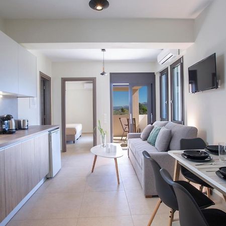 Amelie'S Luxe Apartments Kalligoni Extérieur photo
